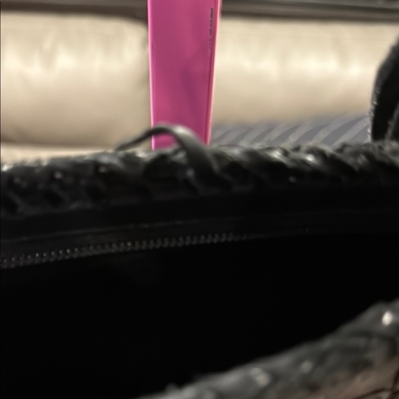 Black and White Fringe Leather Tote - Picture 15 of 15